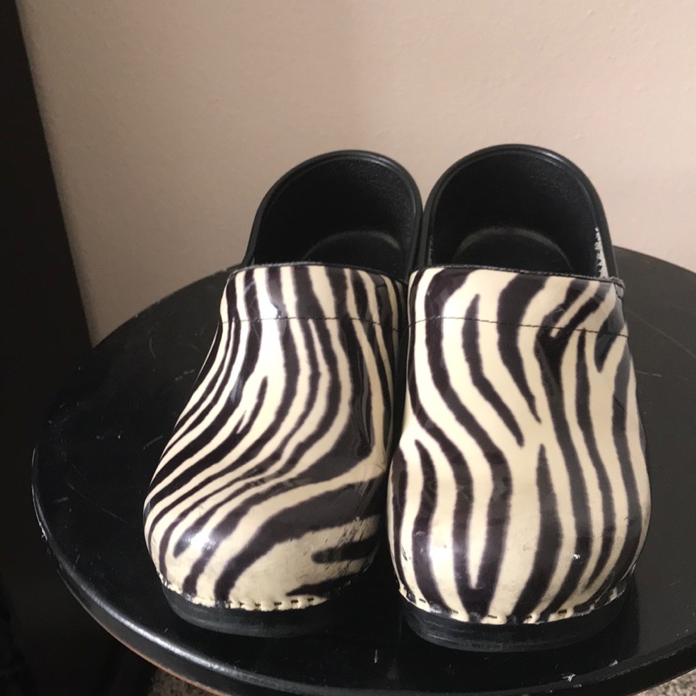 Dansko size 40